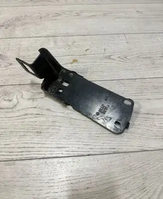 BMW 3 E90 E91 Radiator support slam panel bracket 51647117 81219 23781010