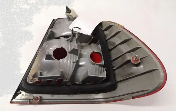 BMW 3 E46 Rear/tail lights 230021L 8364921