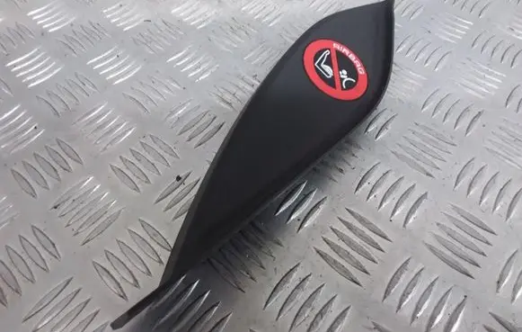 Opel Zafira B Dashboard side end trim 13162483