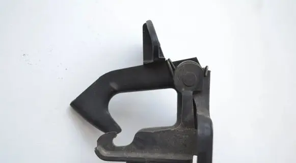 Mercedes-Benz CLS C219 Engine bonnet/hood lock/latch loop/hook A2198800064