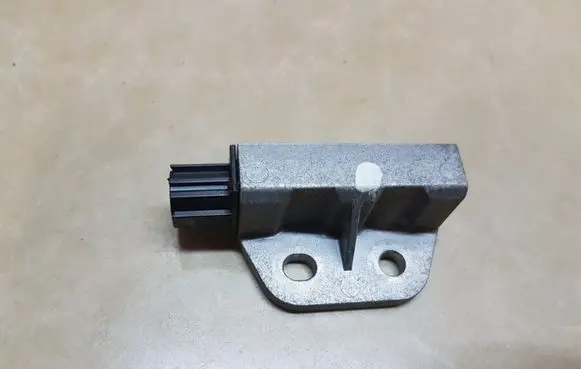 Nissan X-Trail T30 Airbag deployment crash/impact sensor
