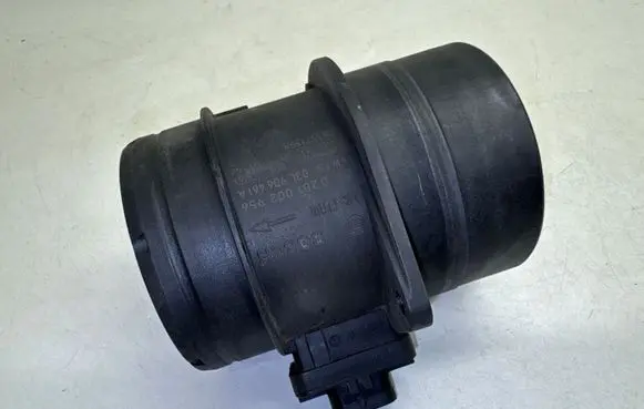 Volkswagen PASSAT B7 Mass air flow meter 03L906461A