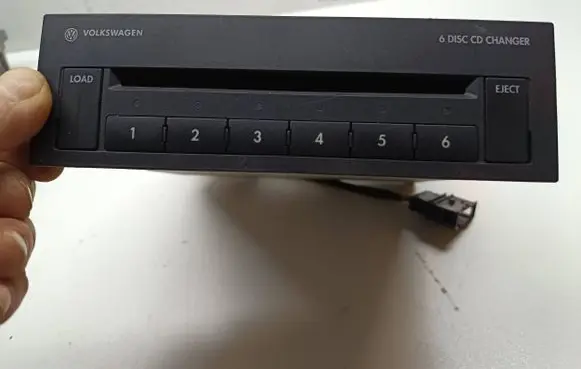 Volkswagen Touran I CD/DVD changer 1T0035110A VWZ3Z8F7662468