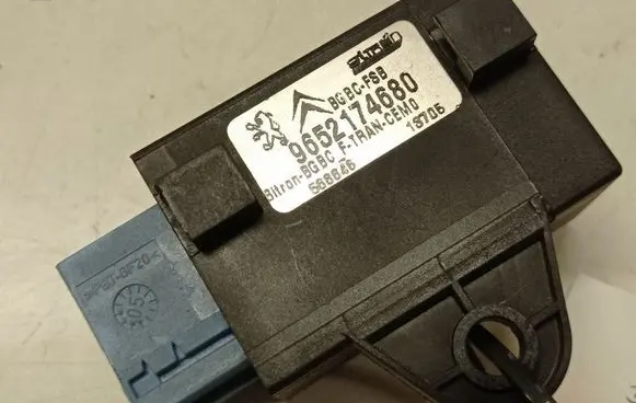 Peugeot 407 Other relay 9652174680 568646