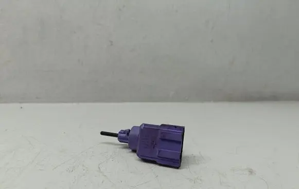 Skoda Fabia Mk1 (6Y) Brake pedal sensor switch 24760