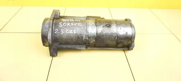 KIA Sorento Starter motor 361004A010 D4CB
