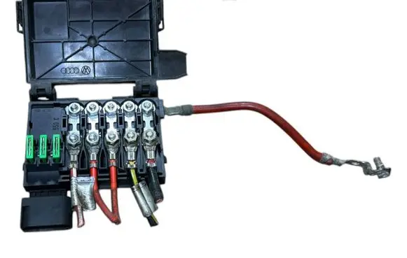 Volkswagen Transporter - Caravelle T4 Fuse module 1C0937550C