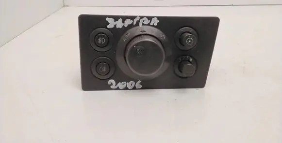 Opel Zafira B Light switch 13205869 1857
