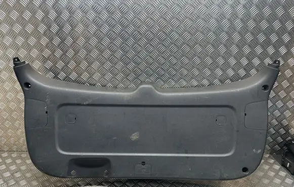 KIA Sorento Tailgate/boot lid cover trim 817512P000