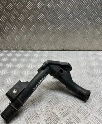 Renault Megane III Engine coolant pipe/hose 8200552604