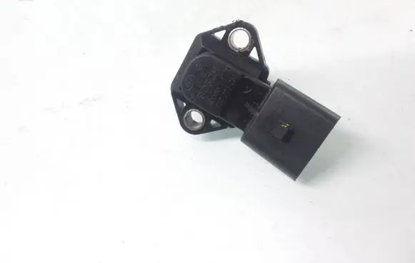 Skoda Fabia Mk1 (6Y) Air pressure sensor 038906051 0281002177