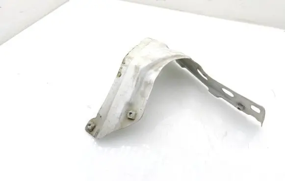 Volkswagen Caddy Fender mounting bracket 1T0821136