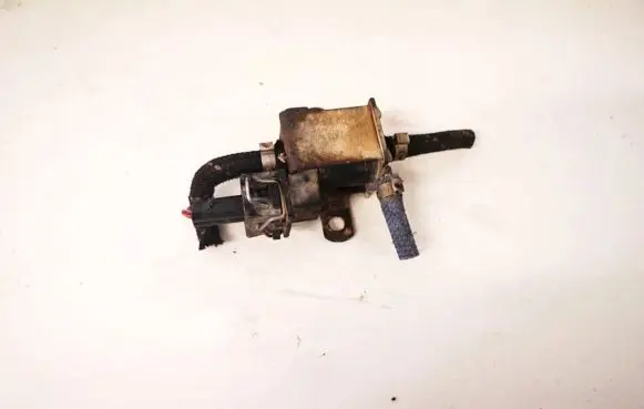 Seat Cordoba (6K) Turbo solenoid valve 028906283