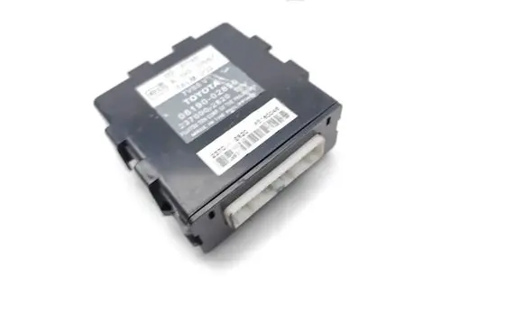 Toyota Hilux (AN10, AN20, AN30) Alarm control unit/module 0819002850 2370002820