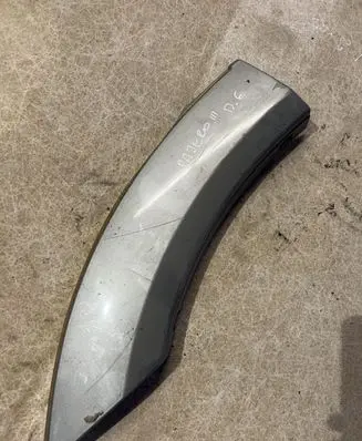 Mitsubishi Pajero Rear arch trim MR478750