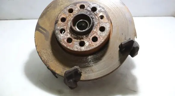 Volkswagen Golf Plus Front wheel hub spindle knuckle