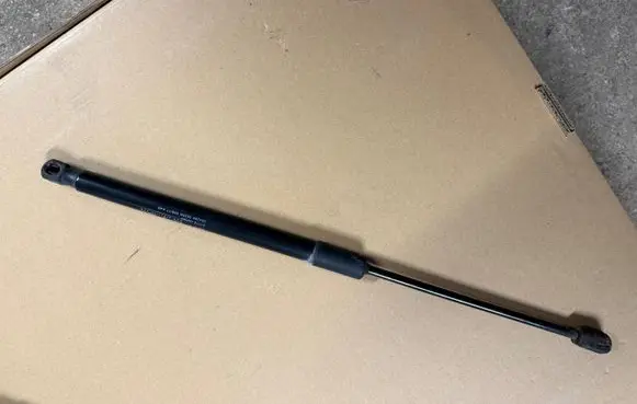 Hyundai i30 Tailgate/trunk strut/damper 81770G4000