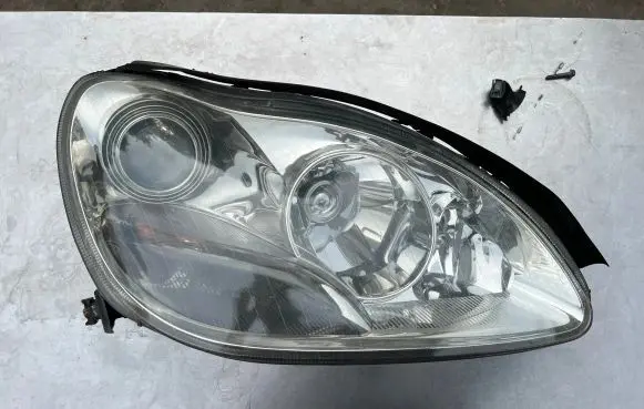 Mercedes-Benz S W220 Headlight/headlamp A2208202461 0301178274