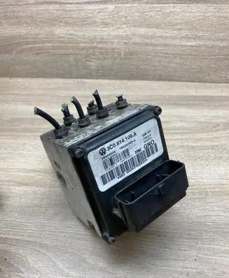 Volkswagen PASSAT B6 ABS Pump 3C0614109A 16420502