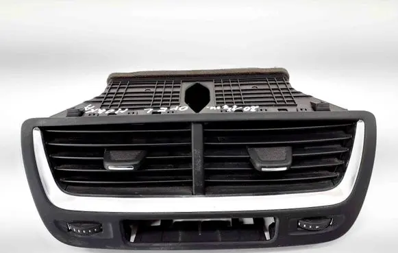 Opel Mokka Dashboard air vent grill cover trim 95316390 95316389