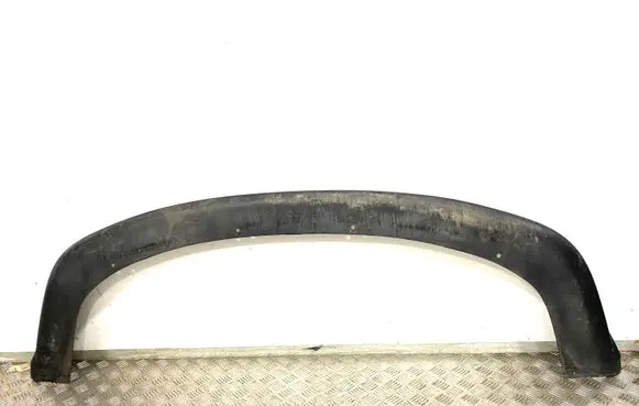 Front bumper lip