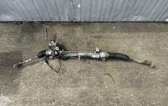 BMW 5 F10 F11 Steering rack 6777770