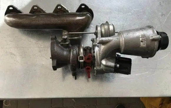 Mercedes-Benz E W212 Supercharger A2710903280 A2710903480