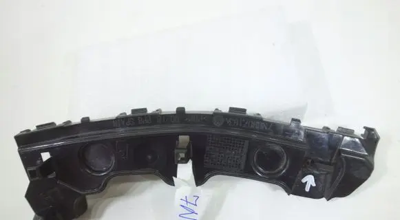 Volkswagen Sharan Front bumper mounting bracket 7N0807183A