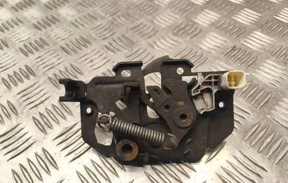 Ford Fiesta Engine bonnet/hood lock/catch 