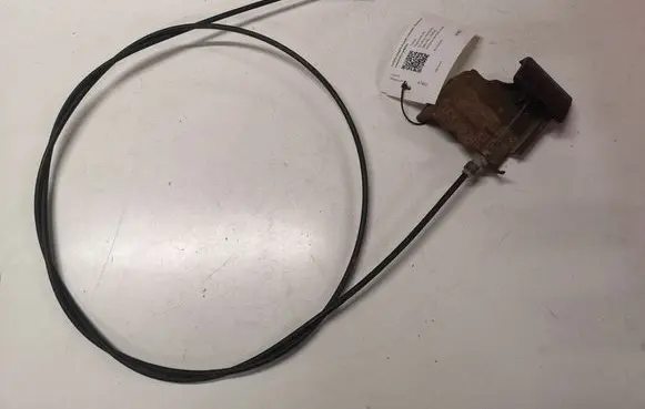 Nissan Primera Engine bonnet (hood) release handle