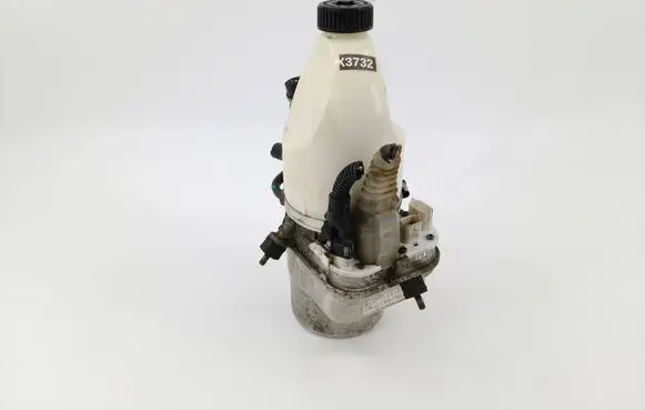 Opel Vectra C Power steering pump 