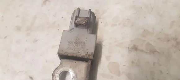 Lexus IS 200-300 Sensor 9098004132