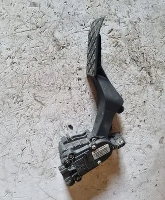 Volkswagen Transporter - Caravelle T5 Accelerator throttle pedal 7H1721503