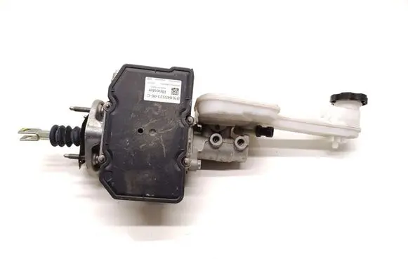 Tesla Model X Master brake cylinder 1045523-00-C