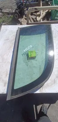 Opel Omega B1 Rear door window glass 1212123