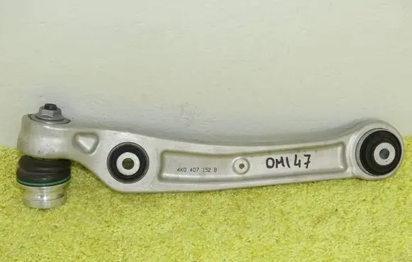 Audi Q7 4M Front control arm 4M0407156E 4M0407152B