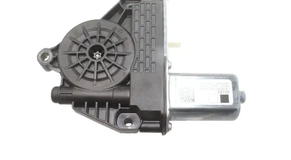 BMW 1 F40 Front door window regulator motor CMOA0760L