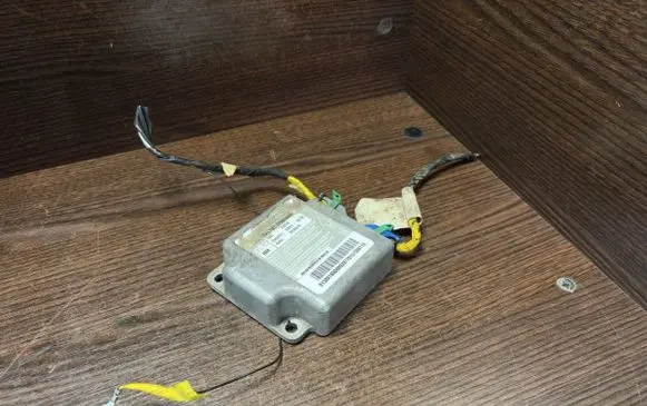 Airbag control unit/module