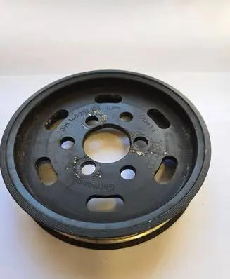 Volkswagen Sharan Power steering pump pulley 038145255B