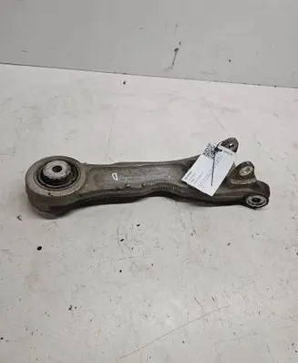 Front lower control arm/wishbone