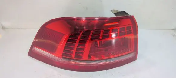 Volkswagen PASSAT B7 Rear/tail lights 179816
