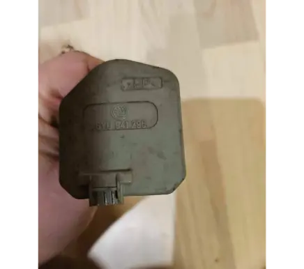 Skoda Fabia Mk1 (6Y) Headlight level adjustment motor 6Y0941295