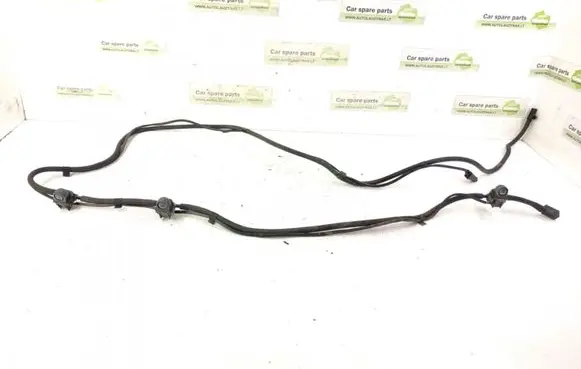 Mercedes-Benz C W204 Windshield washer spray nozzle 2048600192 A2048600192