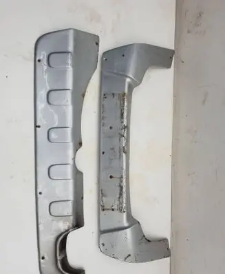 Front bumper lip