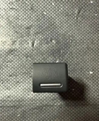 Audi A3 S3 8P Passenger airbag on/off switch 9751257 8P0919234 GSTT080