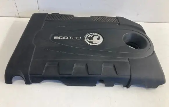 Opel Zafira C Engine cover (trim)