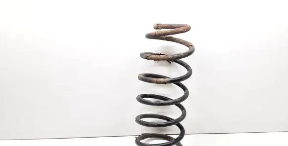 Volkswagen Golf IV Front coil spring
