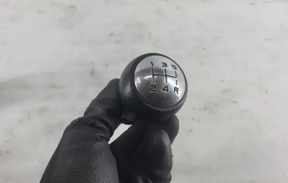 Citroen C4 Grand Picasso Gear lever shifter trim leather/knob 9680071080