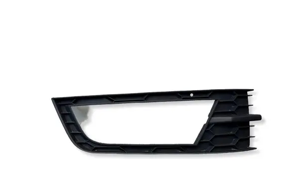 Skoda Octavia Mk3 (5E) Front fog light trim/grill 5E0807682