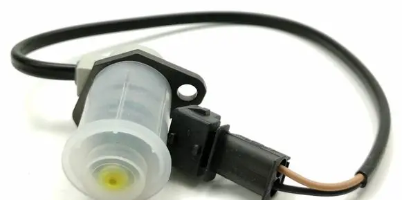 Volkswagen Caddy Electromagnetic valve 028907641